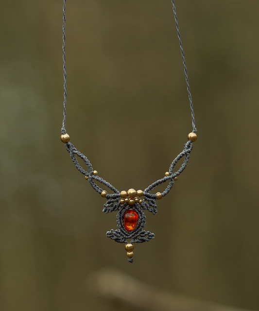 Amber leaf necklace